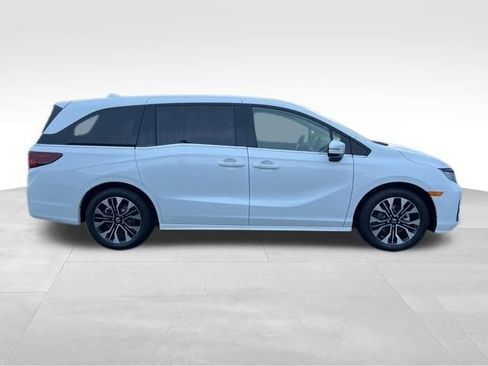 New 2026 Honda Odyssey Elite image 8