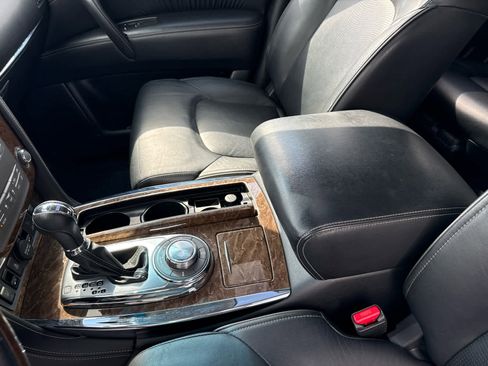 Used 2015 INFINITI QX80 4WD w/ 22" Wheel Package image 21