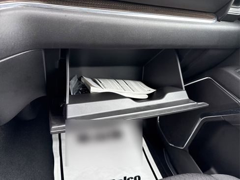 Used 2023 Chevrolet Silverado 1500 LT image 32