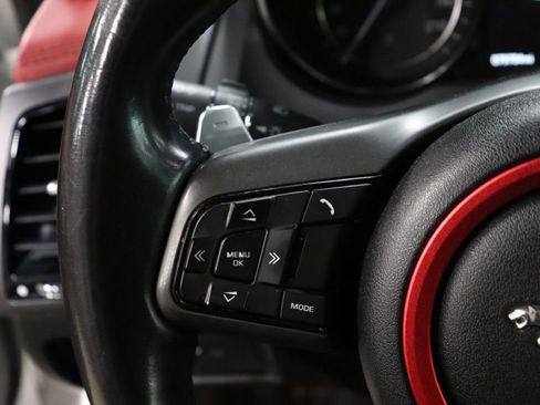Used 2016 Jaguar F-TYPE R image 20