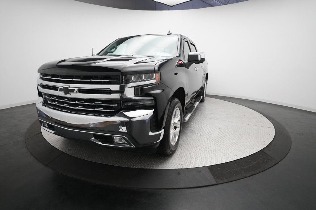 Used 2021 Chevrolet Silverado 1500 LTZ w/ LTZ Premium Package AWD/4WD image 12