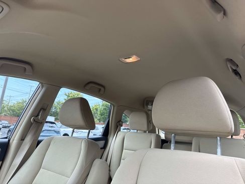 Used 2010 Honda CR-V LX image 3