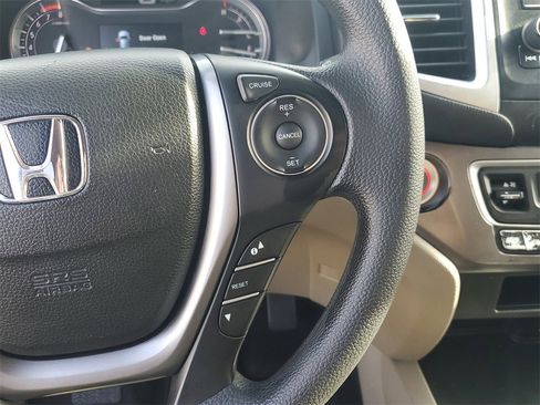 Used 2018 Honda Pilot LX image 25