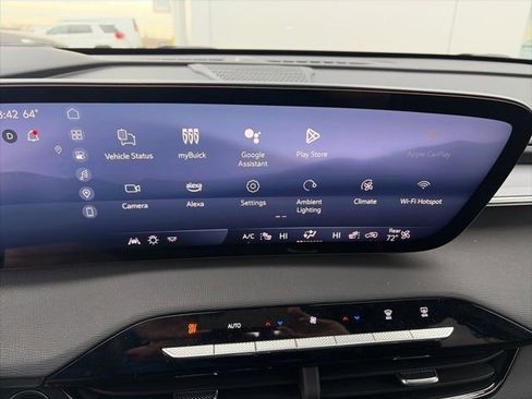 Used 2025 Buick Enclave Sport Touring image 10