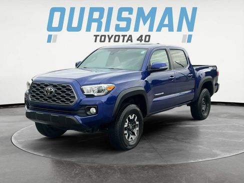 Used 2023 Toyota Tacoma TRD Off-Road image 2