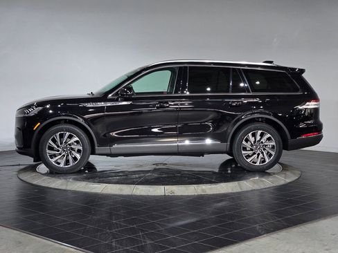 New 2026 Lincoln Aviator Premiere image 5