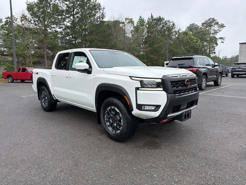 New 2026 Nissan Frontier PRO-4X w/ Pro-4x Convenience Package AWD/4WD image 4