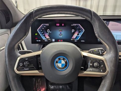 Used 2022 BMW iX xDrive50 w/ Premium Package image 22