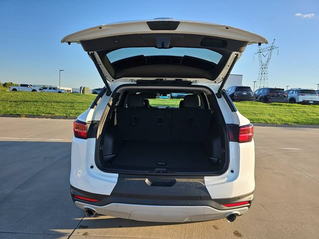 New 2026 Chevrolet Blazer LT w/ Sound & Technology Package FWD image 27