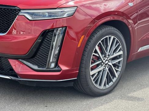 Certified 2025 Cadillac XT6 Sport w/ Platinum Package AWD/4WD image 7