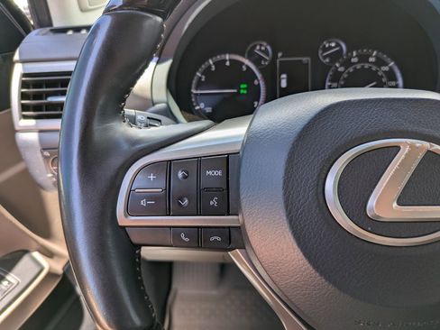 Used 2023 Lexus GX 460 Premium w/ Premium Package AWD/4WD image 30