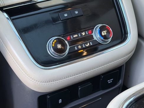 Used 2020 Lincoln Navigator Reserve w/ Luxury Package image 15