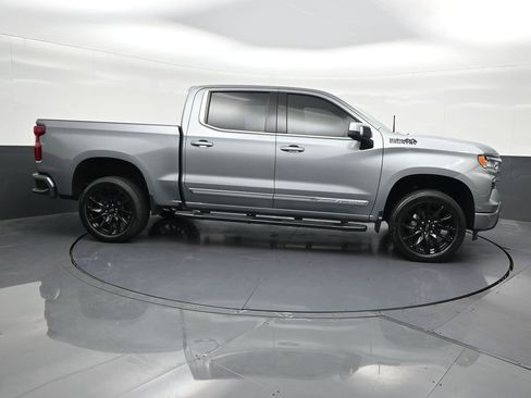 Used 2024 Chevrolet Silverado 1500 High Country w/ Technology Package RWD image 7