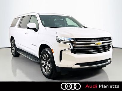 Used 2022 Chevrolet Suburban LT w/ LT Signature Plus Package