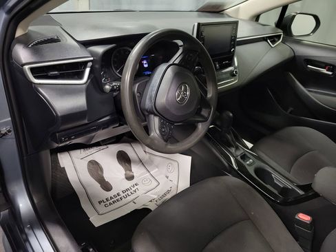 Used 2020 Toyota Corolla LE image 13