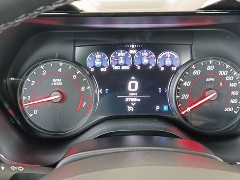 Used 2020 Chevrolet Camaro SS RWD image 13