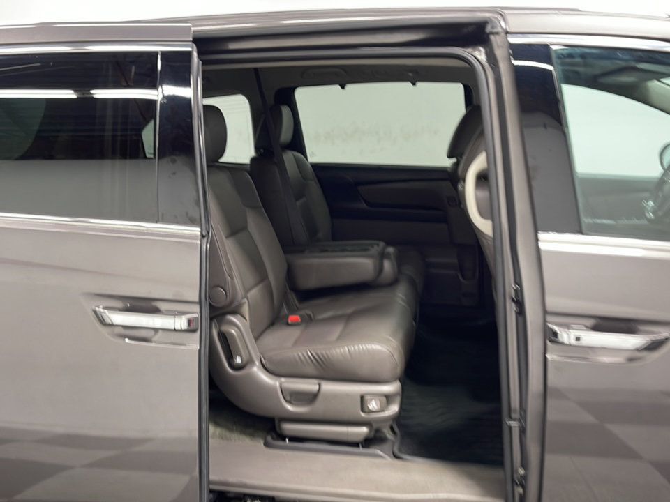 Used 2016 Honda Odyssey Touring image 19