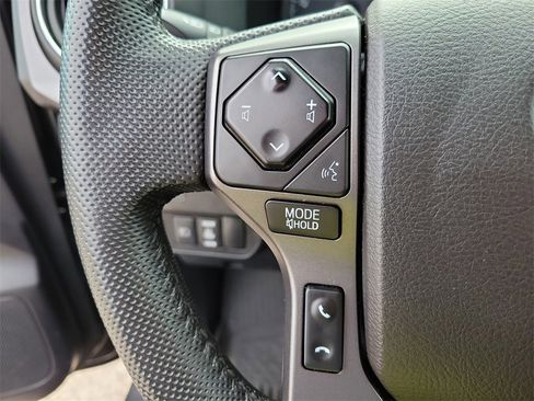 Used 2021 Toyota Tacoma 4x4 Double Cab image 23