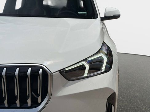 New 2026 BMW X1 xDrive28i w/ Convenience Package AWD/4WD image 9