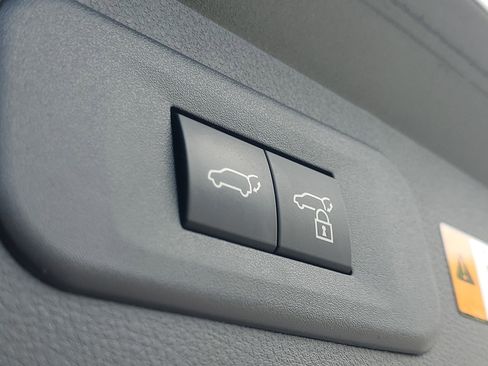 Used 2024 Lexus NX 250 FWD w/ Towing Package (2000 Lbs) image 9