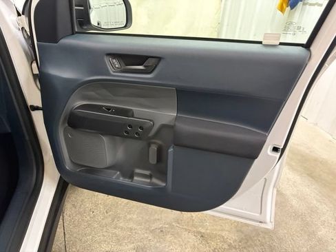 Used 2022 Ford Maverick XL FWD image 26