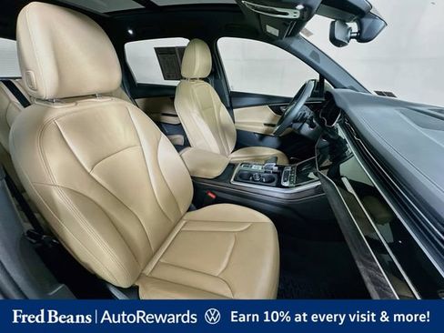 Used 2023 Audi Q7 3.0T Premium Plus w/ Premium Plus Package AWD/4WD image 35