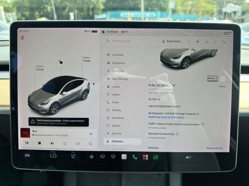 Used 2021 Tesla Model Y Long Range AWD/4WD image 26