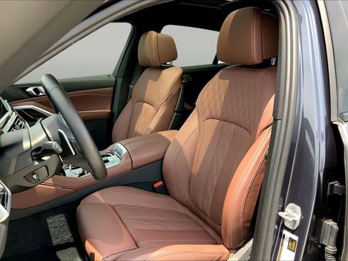 Used 2021 BMW X6 sDrive40i w/ M Sport Package RWD image 7