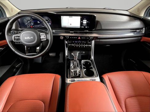 Used 2024 Kia Carnival SX Prestige FWD image 7