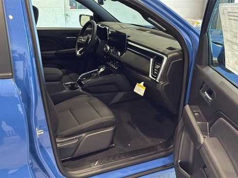 New 2025 GMC Canyon Elevation w/ Convenience Package image 12