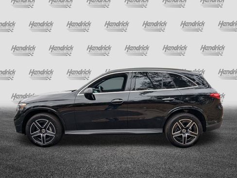 Used 2025 Mercedes-Benz GLC 300 image 7