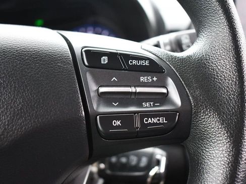 Used 2019 Hyundai Kona SE w/ Cargo Package image 14