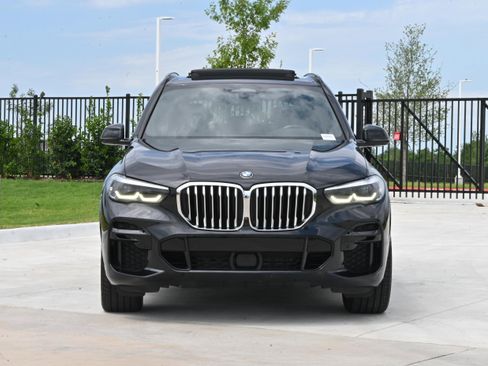 Certified 2023 BMW X5 xDrive40i w/ M Sport Package AWD/4WD image 3
