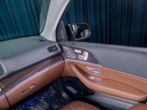 New 2025 Mercedes-Benz GLS 450 4MATIC image 28