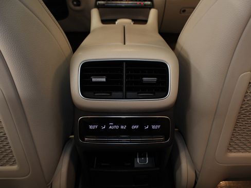 Used 2020 Mercedes-Benz GLS 450 4MATIC image 47