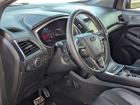 Used 2019 Ford Edge ST w/ Equipment Group 401A image 13