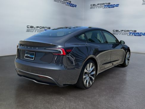 Used 2024 Tesla Model 3 Standard Range RWD image 5