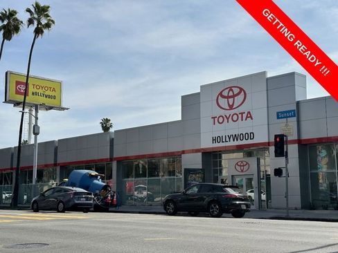 Used 2021 Toyota Camry TRD w/ TRD Package w/JBL Audio image 34