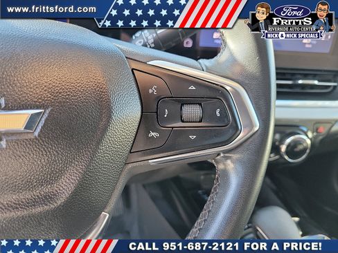Used 2024 Chevrolet Trax LT w/ Sunroof Package image 7