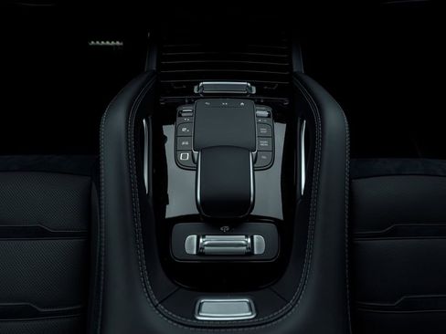 New 2026 Mercedes-Benz GLE 53 AMG 4MATIC Coupe image 15