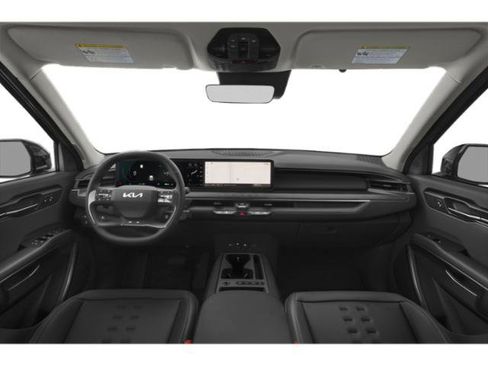 Certified 2025 Kia EV9 Wind AWD/4WD image 10