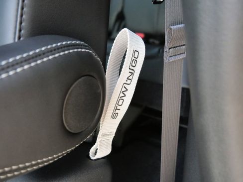 New 2026 Chrysler Pacifica Select image 29