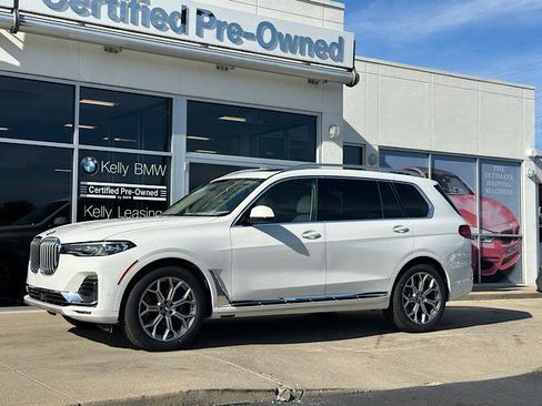 Certified 2022 BMW X7 xDrive40i w/ Executive Package image 5