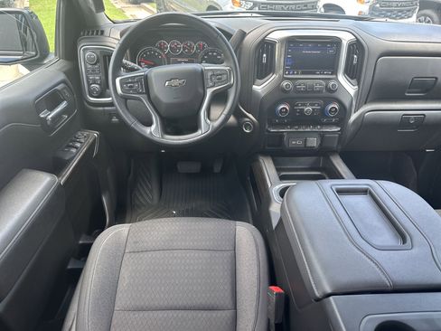 Certified 2022 Chevrolet Silverado 1500 RST image 21