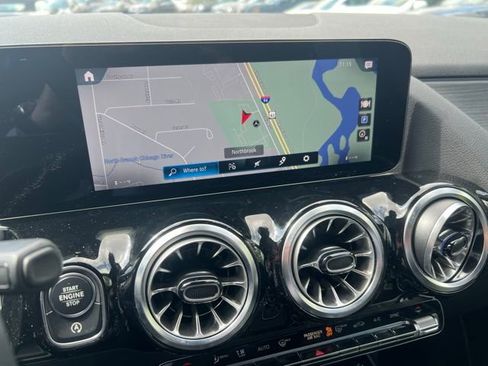 Used 2023 Mercedes-Benz GLA 250 4MATIC image 10