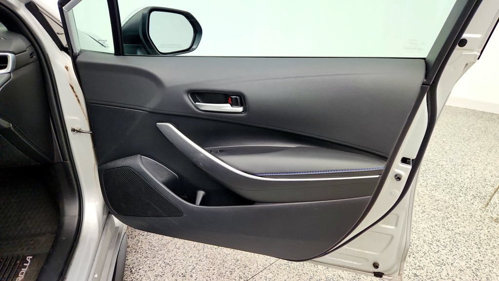Used 2020 Toyota Corolla SE FWD image 23