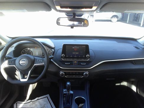 Used 2022 Nissan Altima 2.5 SV image 19