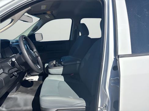 Used 2016 RAM 1500 Tradesman w/ Popular Equipment Group AWD/4WD image 32