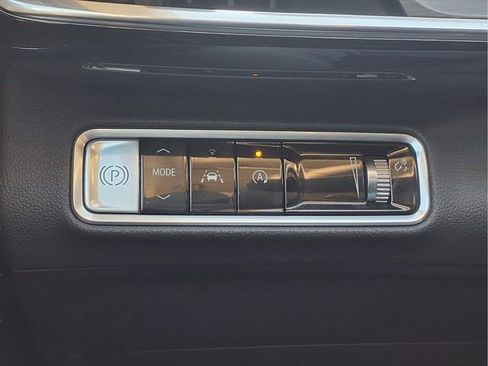 Certified 2025 Buick Envision Preferred image 13