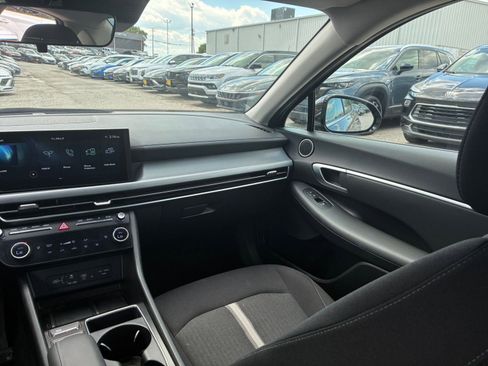 Used 2025 Hyundai Sonata SEL FWD image 35